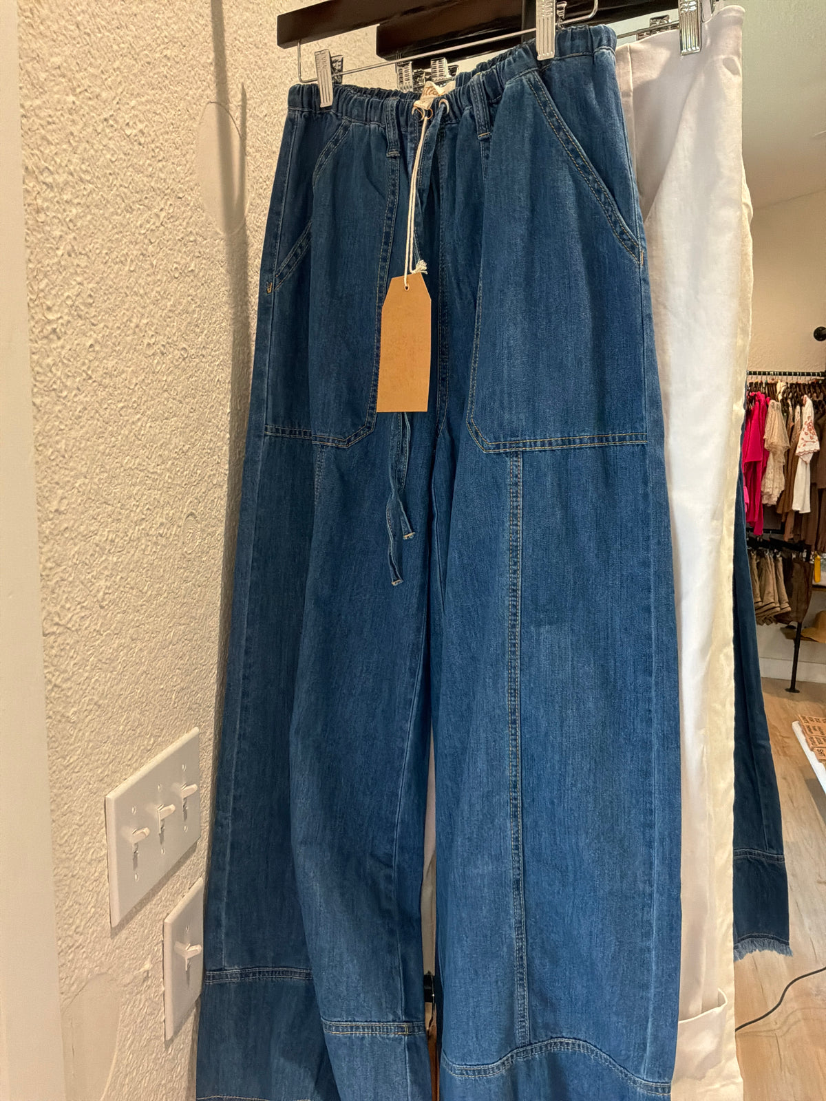 Washed Denim Wide-Leg Pants LSET170 Listcicle